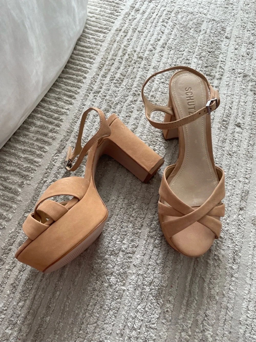 Schutz Keefa Tan Nubuck Leather Platform Block Heel Sandals Size 8.5